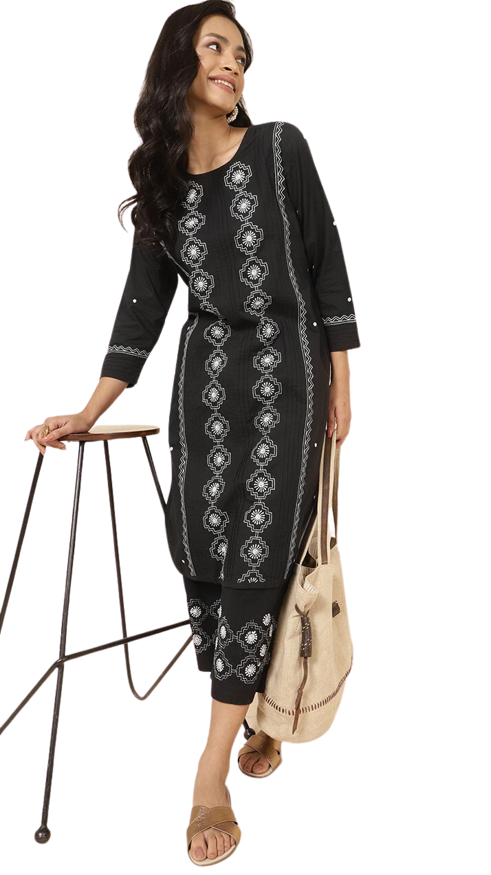 Kurta larga con bordado chikankari. Negra