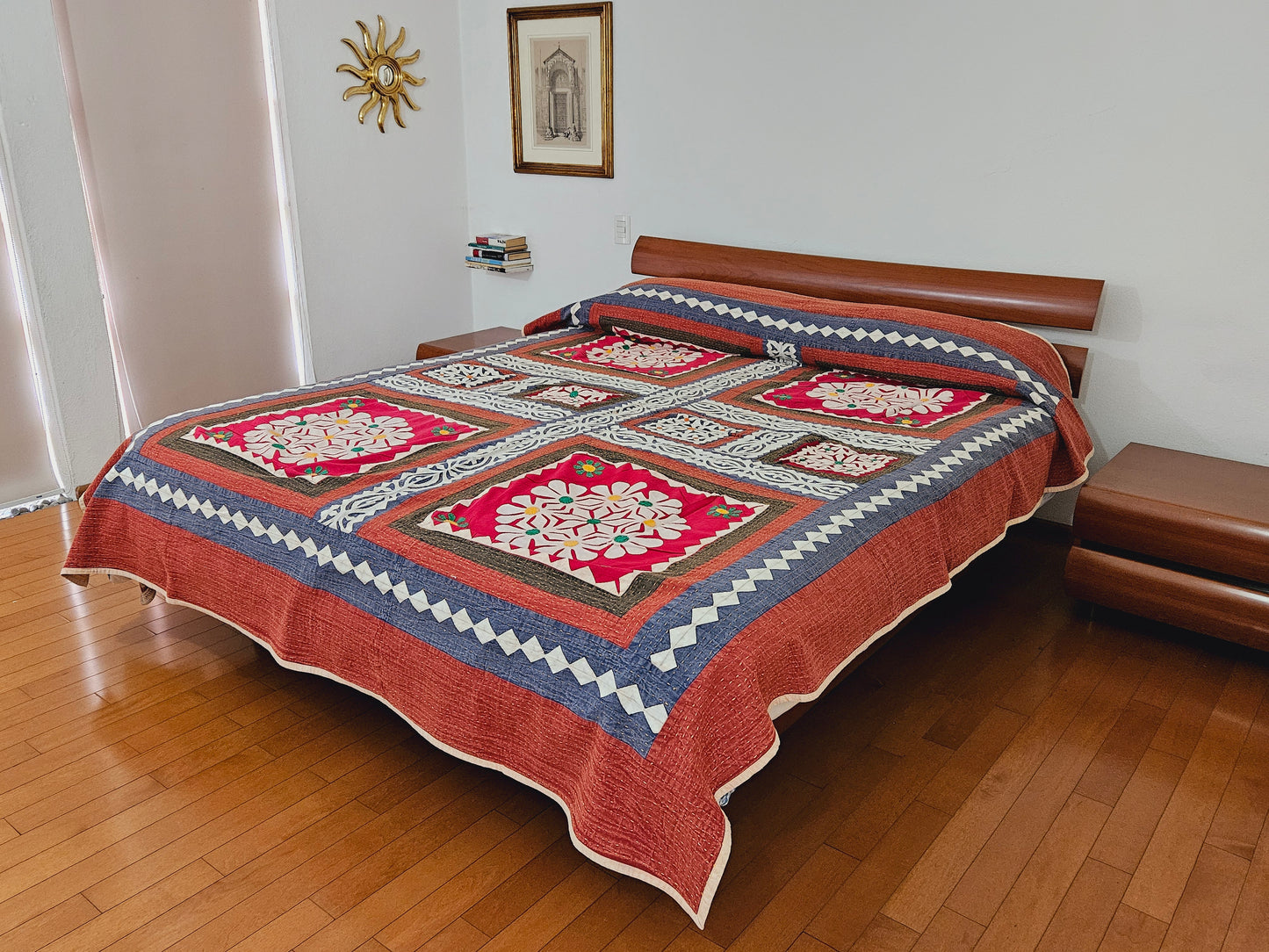 Colcha con aplicaciones multicolor flores