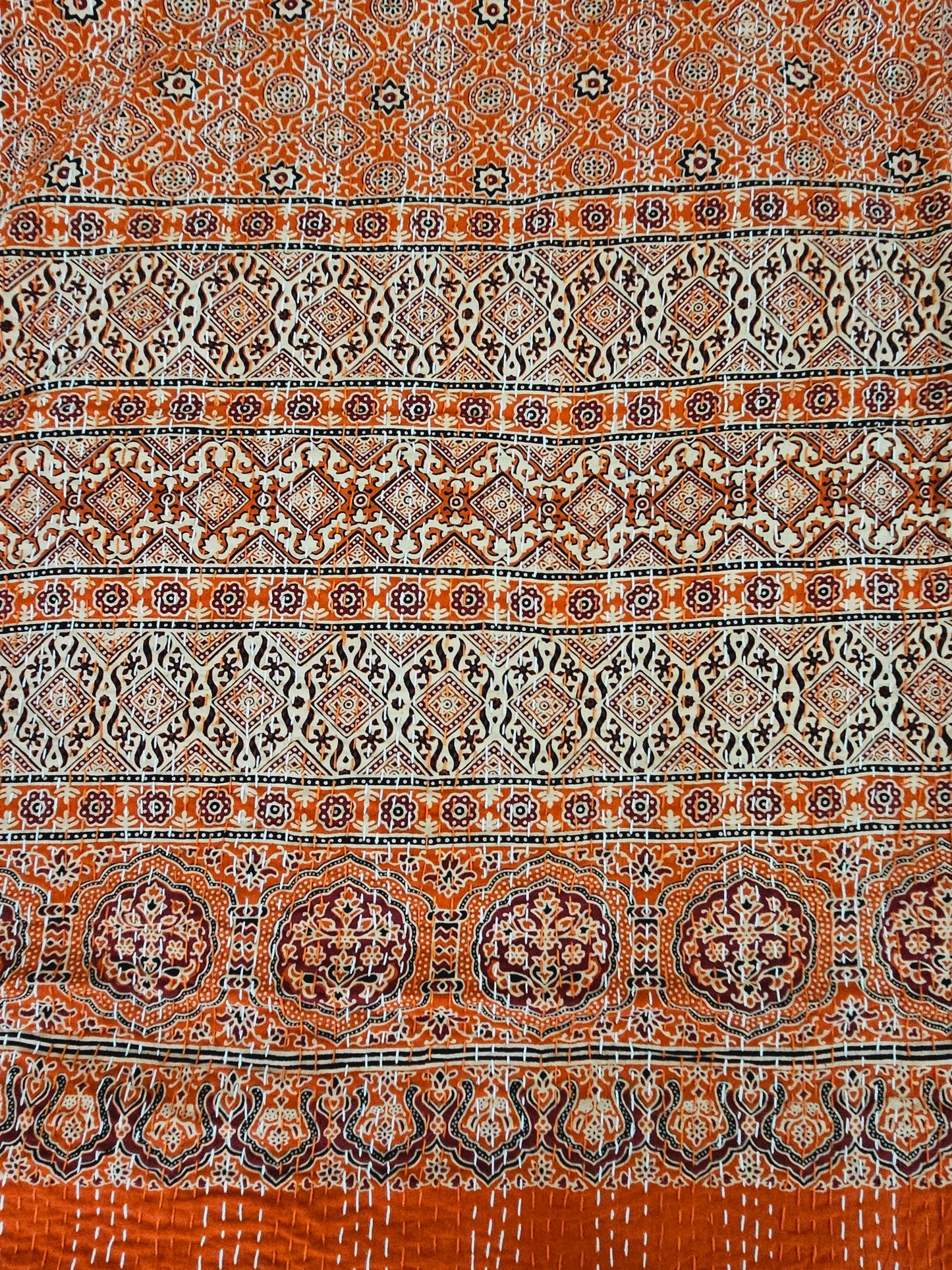 Colcha estampado tradicional. Ajrak naranja