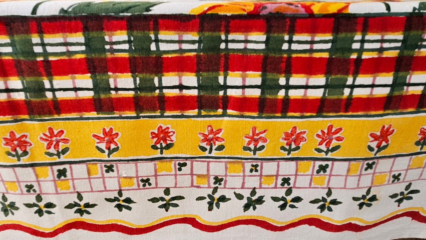 Mantel cuadrado 100% algodón estampado a mano. Daisy