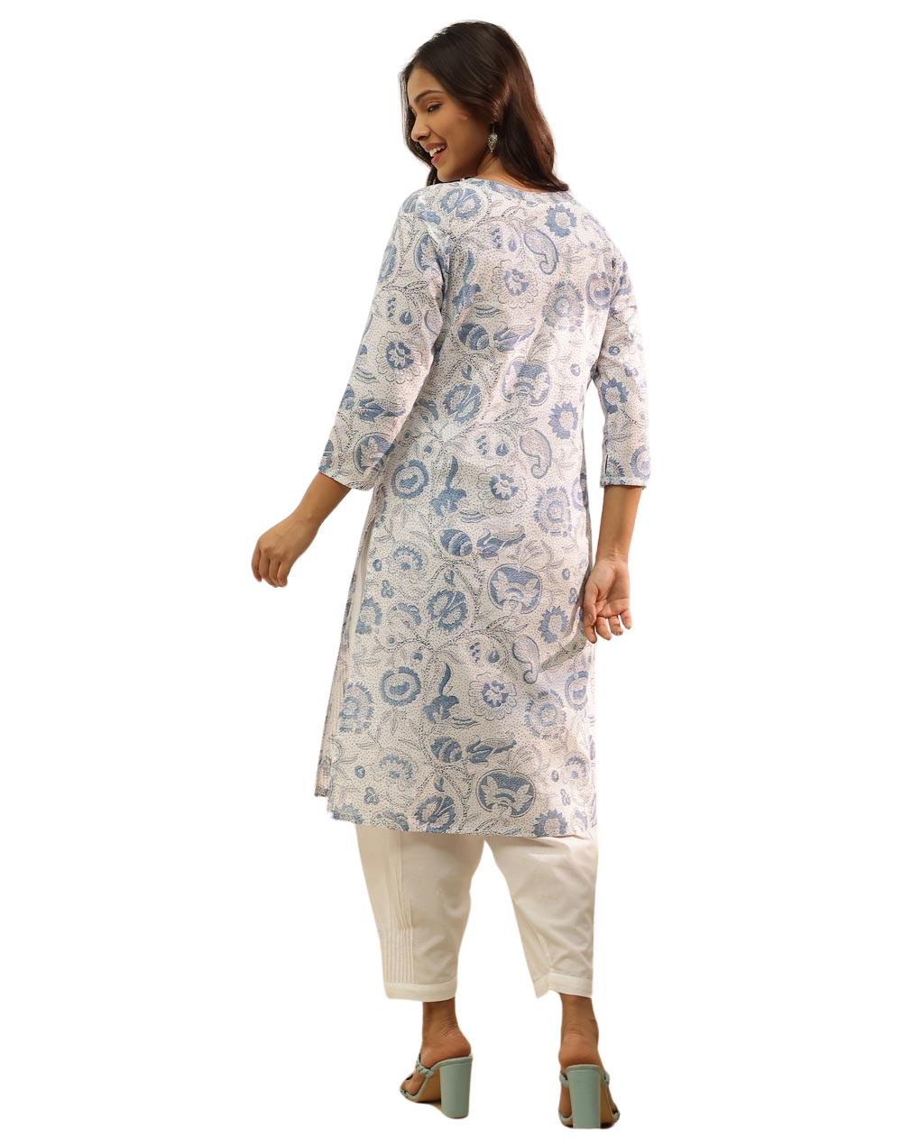 Kurta larga plisada y estampada. Azul fondo blanco. slim fit