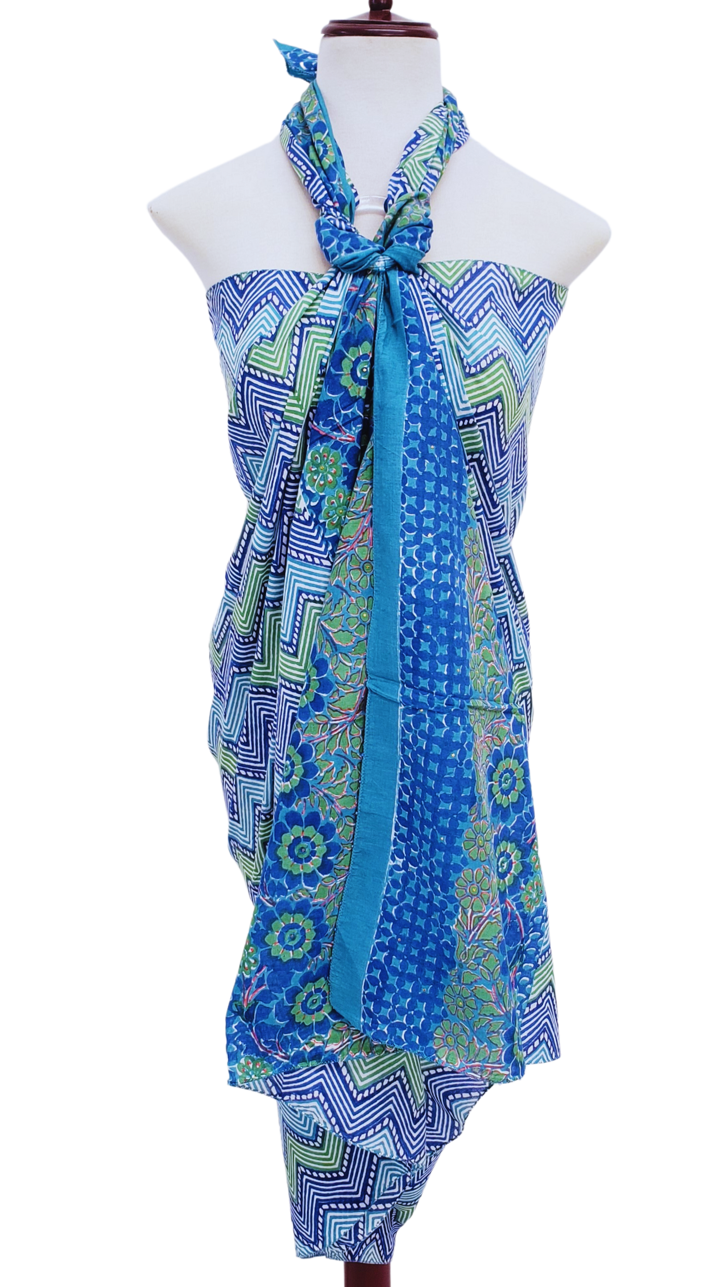 Pareo estampado a mano. Azul borde de flores