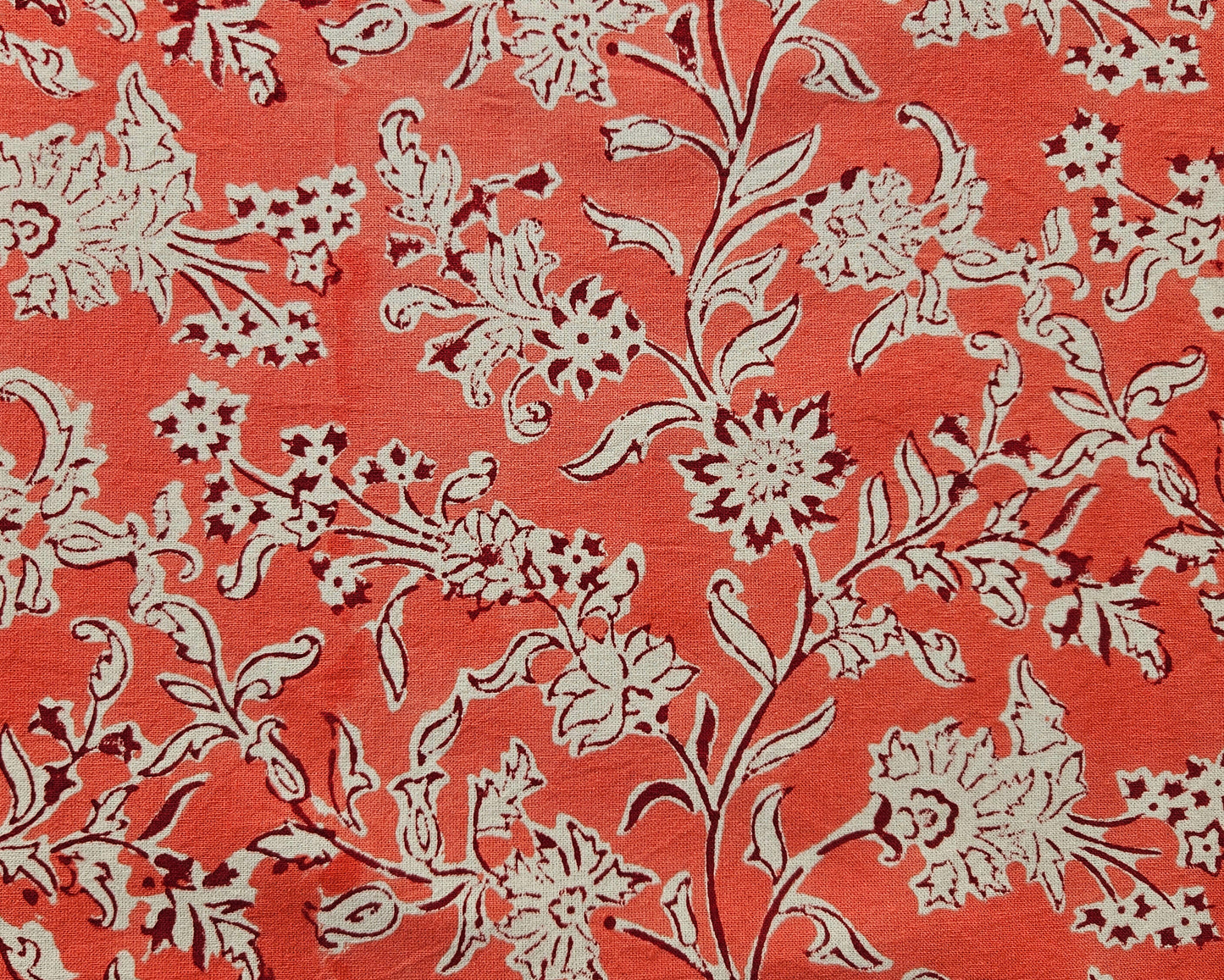 Mantel cuadrado 100% algodón estampado a mano. Rosa Coral A