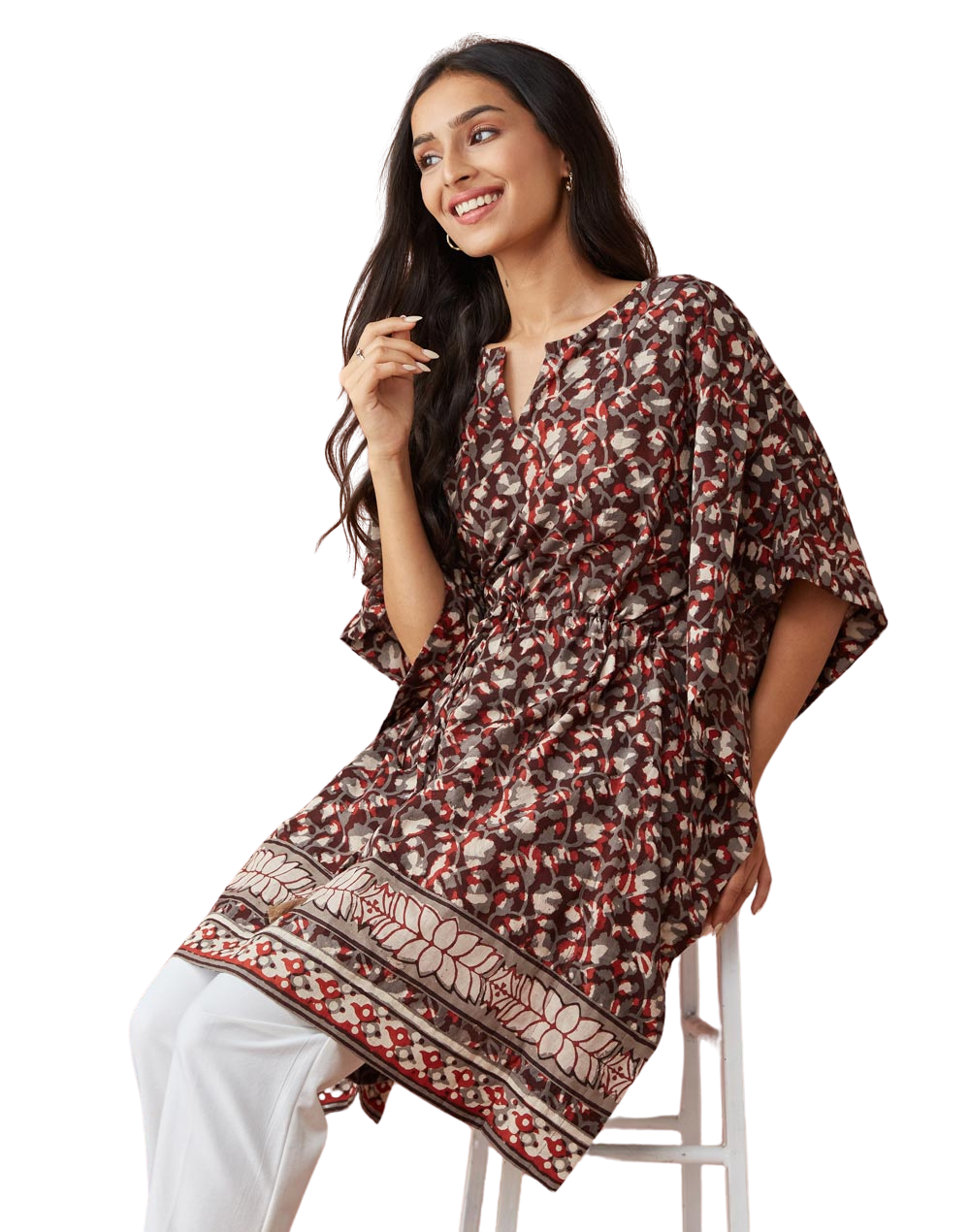 Kaftán corto estampado Overlay. Negro