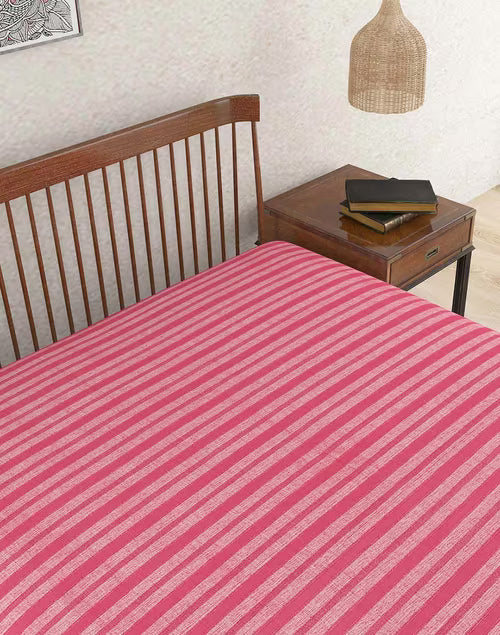 Colcha tejida en telar. Amza Fuschia