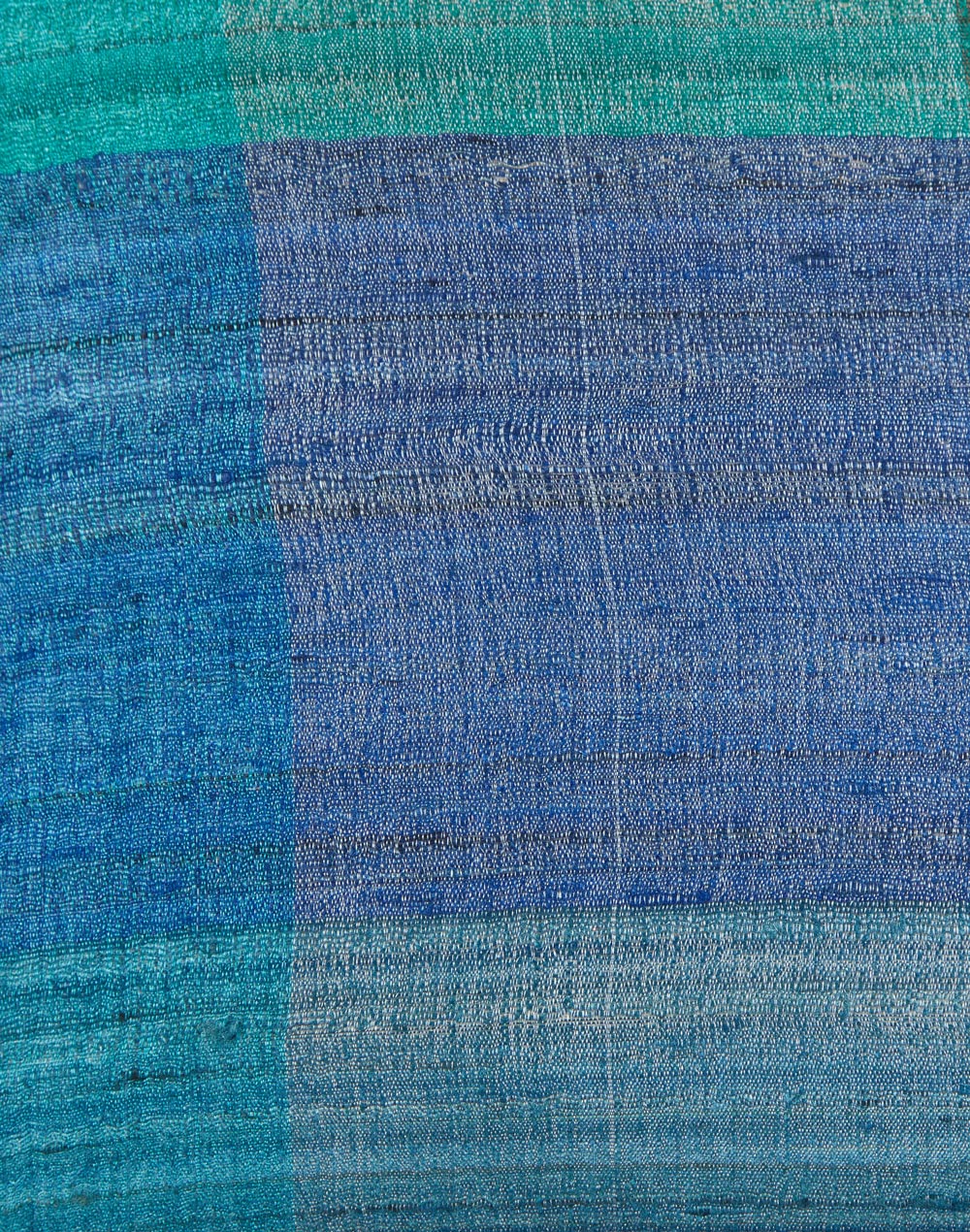 Funda de cojín de seda. Maanika azul 40x40