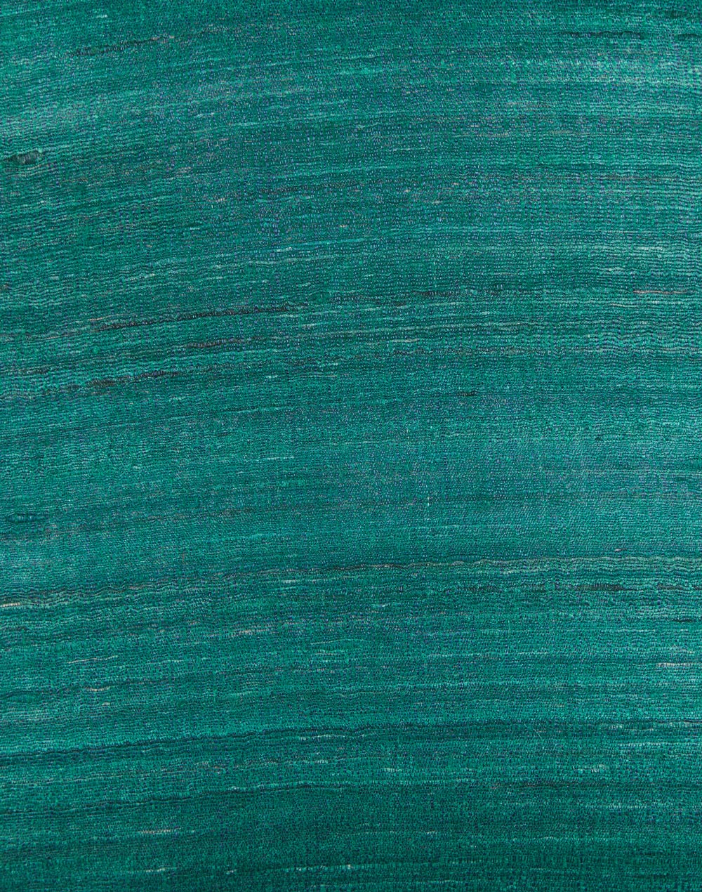 Funda de cojín lisa de seda. Niri esmeralda 40x40