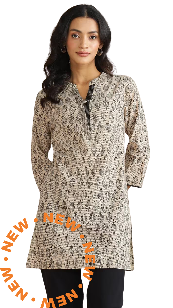 Kurta corta estampada. Beige y negro PREVENTA
