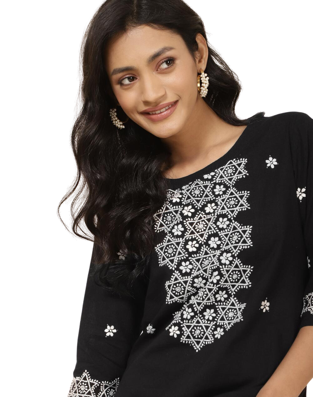 Kurta larga con bordado chikankari. Negra