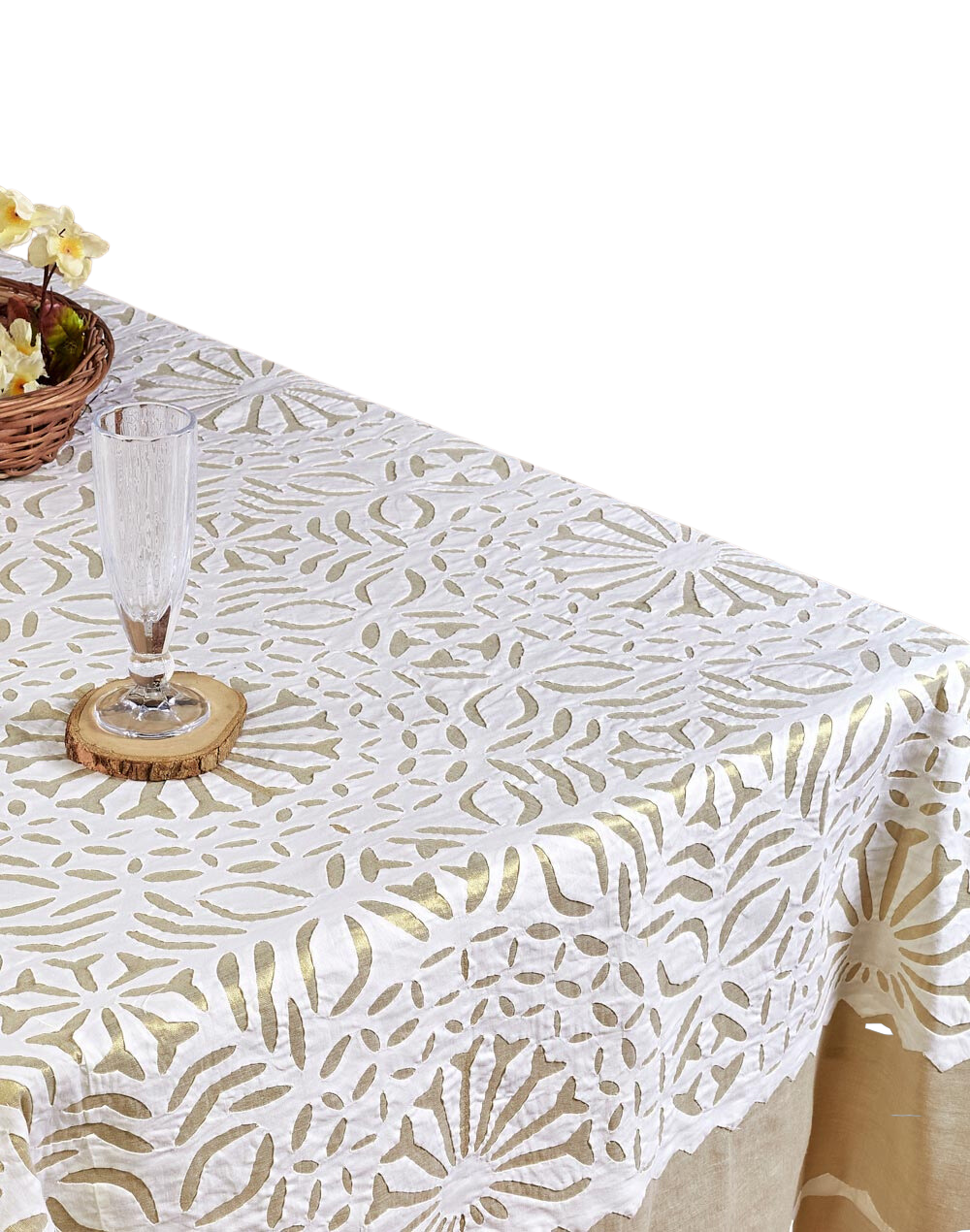 Mantel rectangular 100% algodón calado en dorado