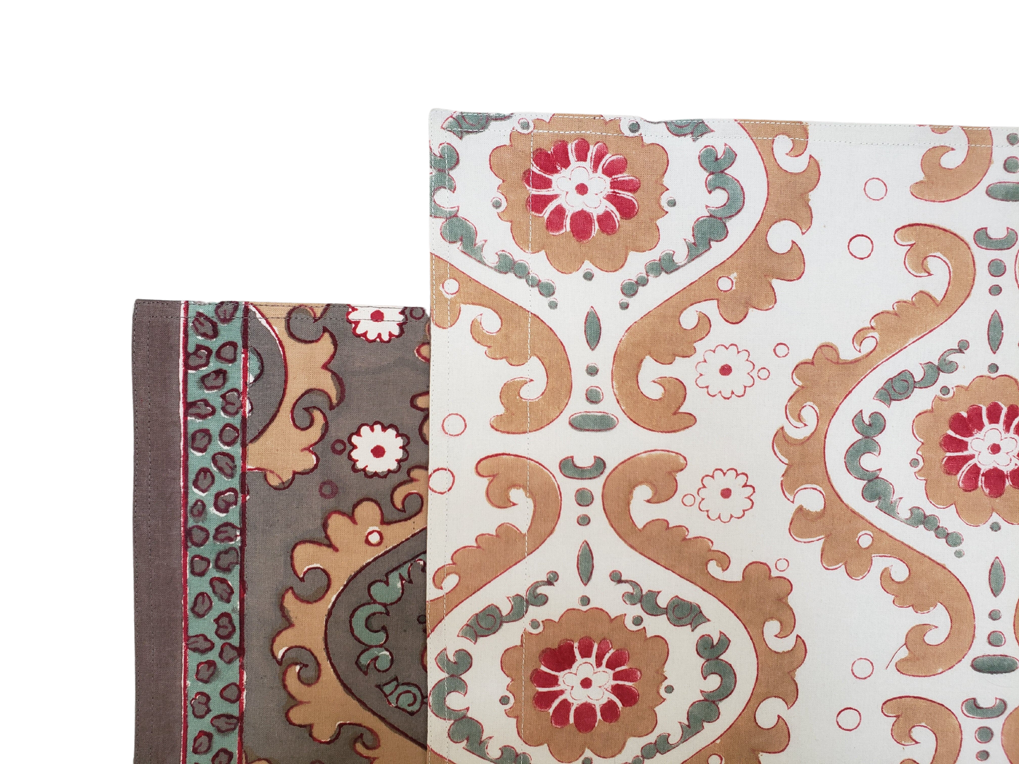 Mantel individual con servilleta. Estampado a mano