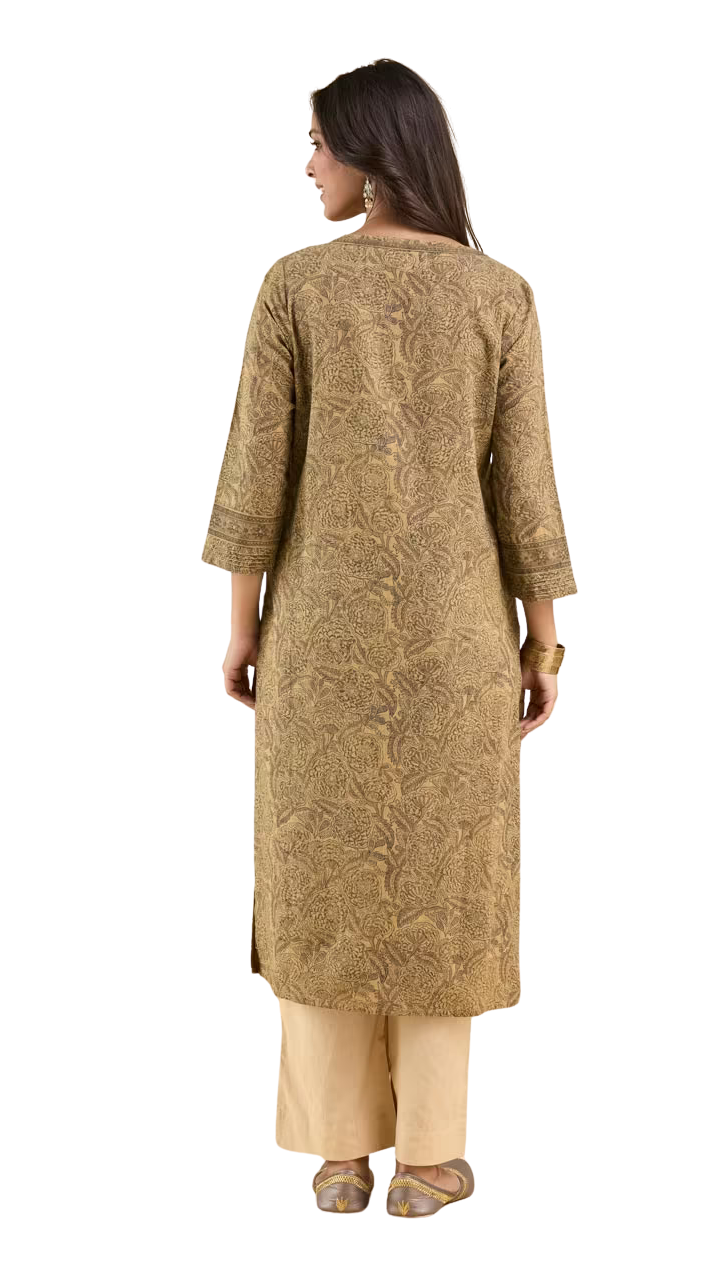 Kurta larga estampada. Café PREVENTA