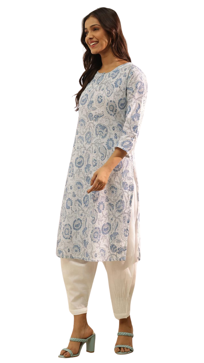 Kurta larga plisada y estampada. Azul fondo blanco. slim fit
