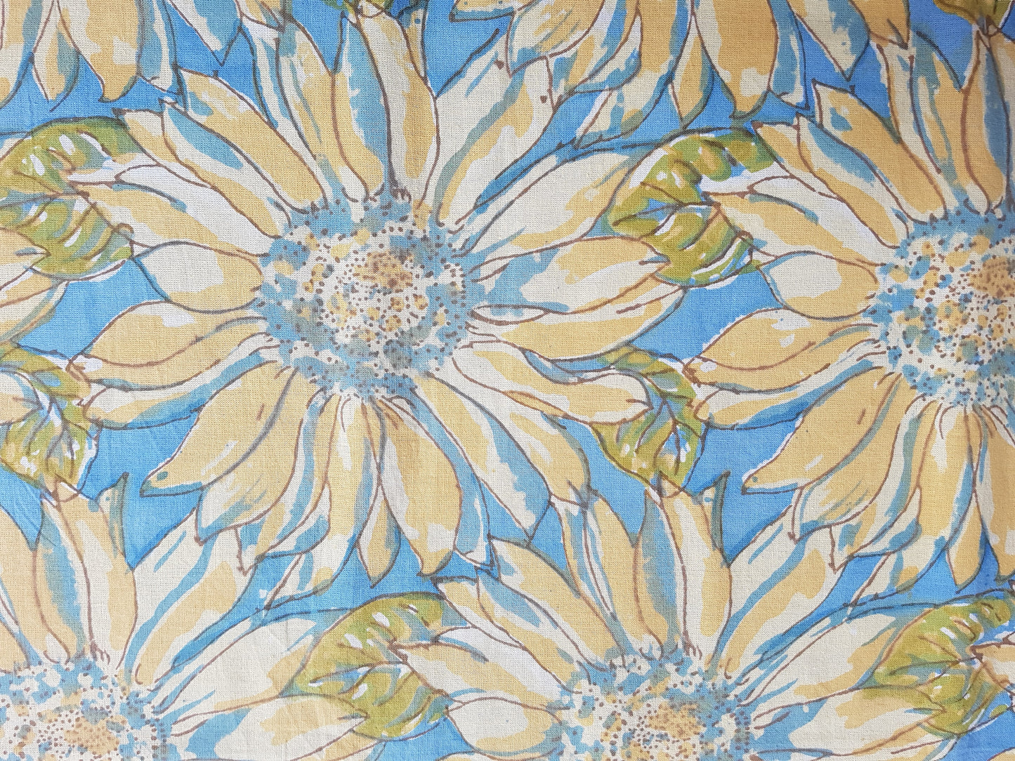 Mantel cuadrado 100% algodón estampado a mano. Girasoles