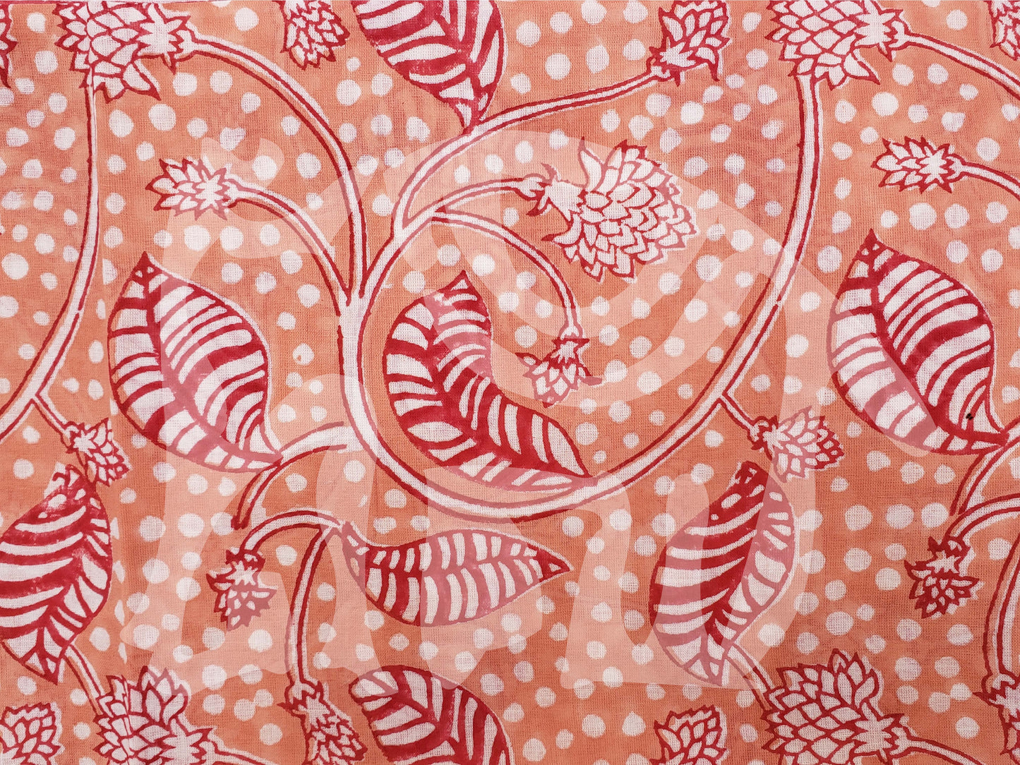 Pareo estampado a mano. Coral