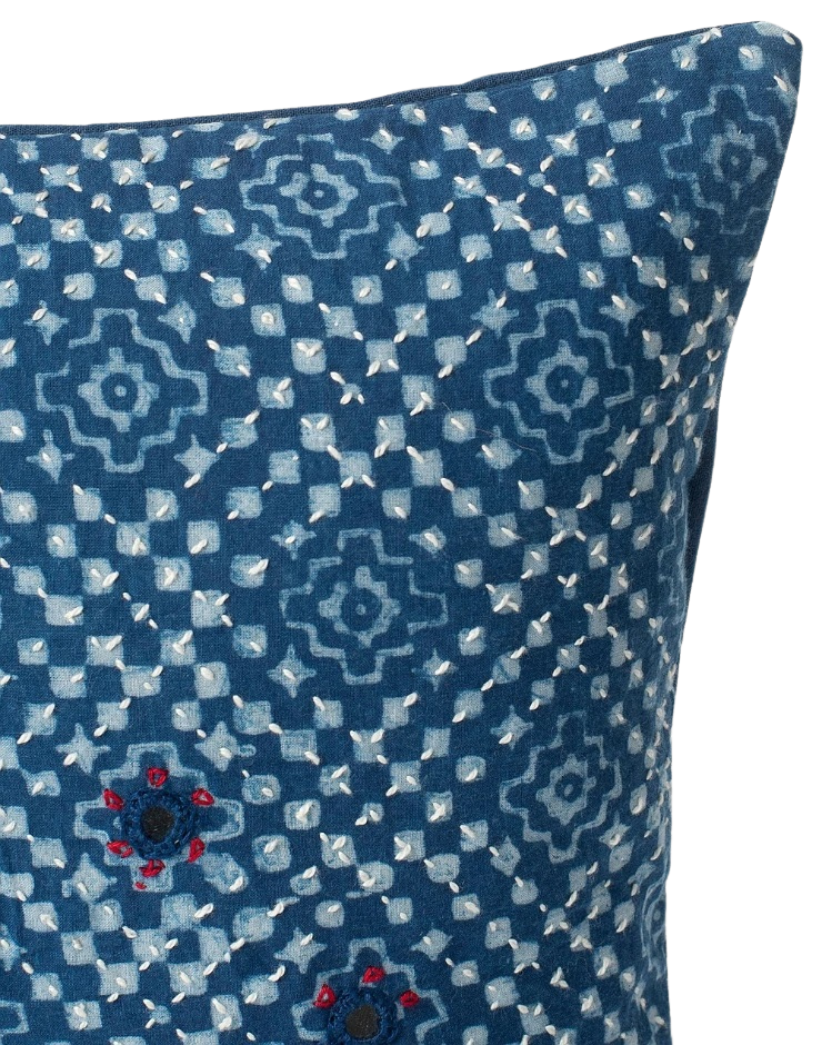 Funda de cojín azul índigo natural Aadhirai 40x40