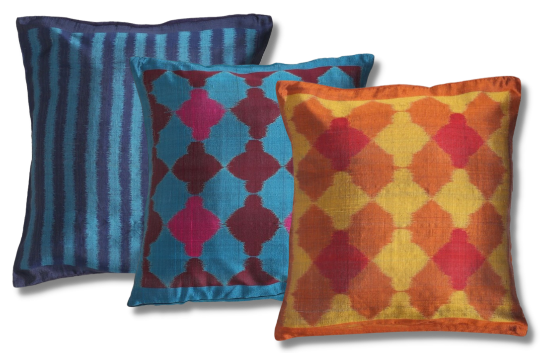 Funda de cojín de seda Ikat. Aadya Stripe azul 40x40