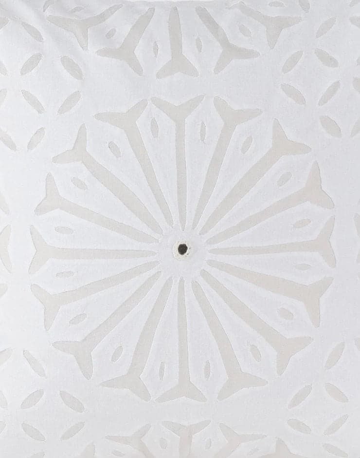Funda de cojín de algodón calado. Blanco Nasieer 60x60