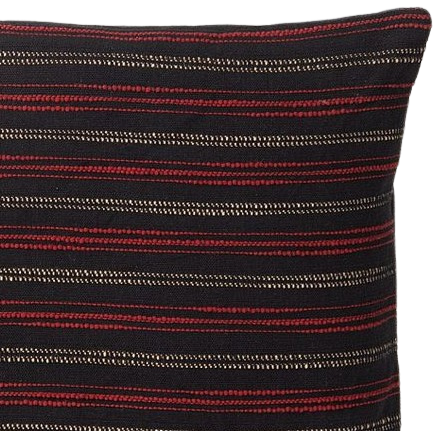 Funda de cojín negra tejida en telar. Hamid 40x40