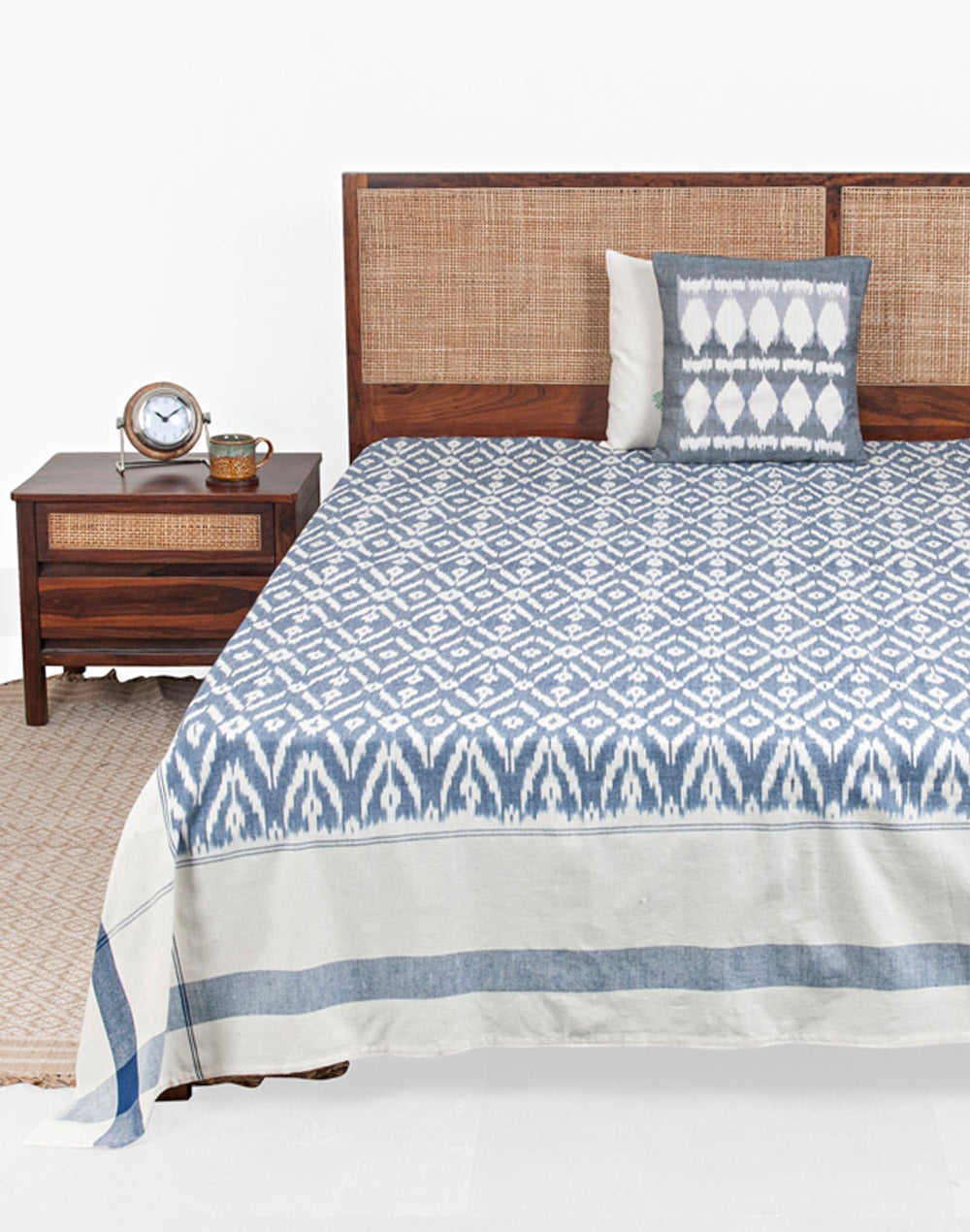 Colcha IKAT en manta de algodón. Azul