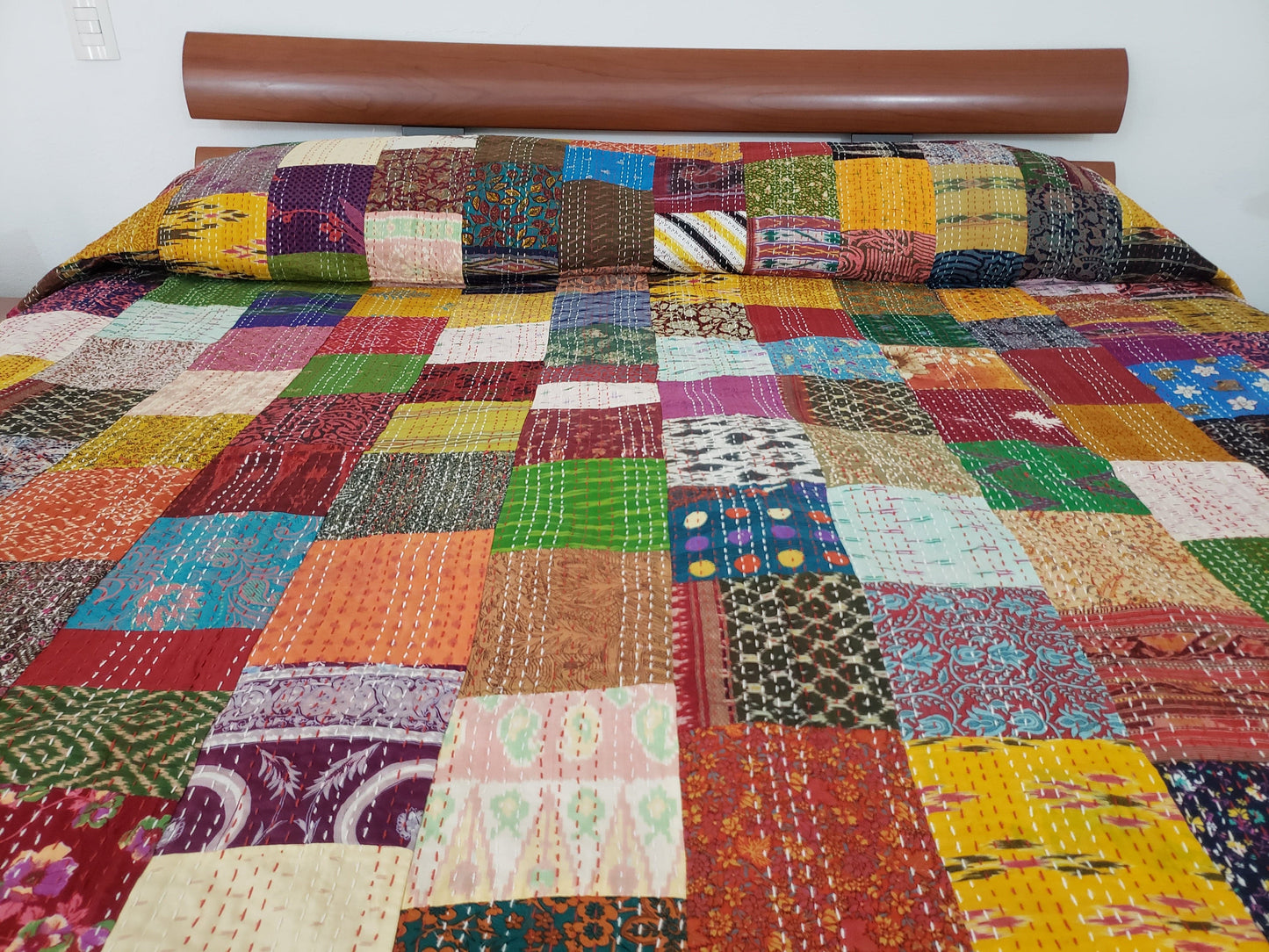 Colcha de seda patchwork. Multicolor