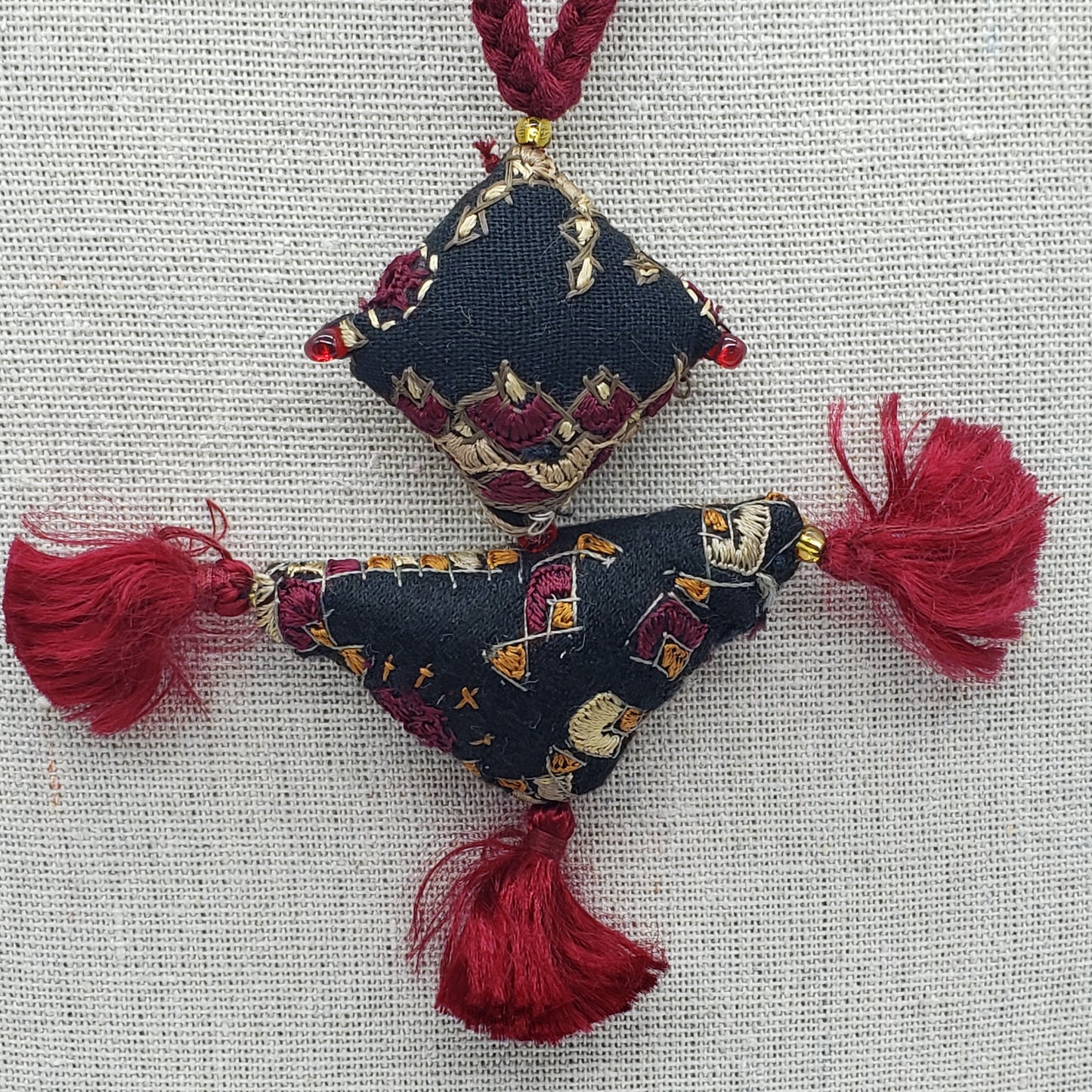 Collar tribal hecho a mano 1