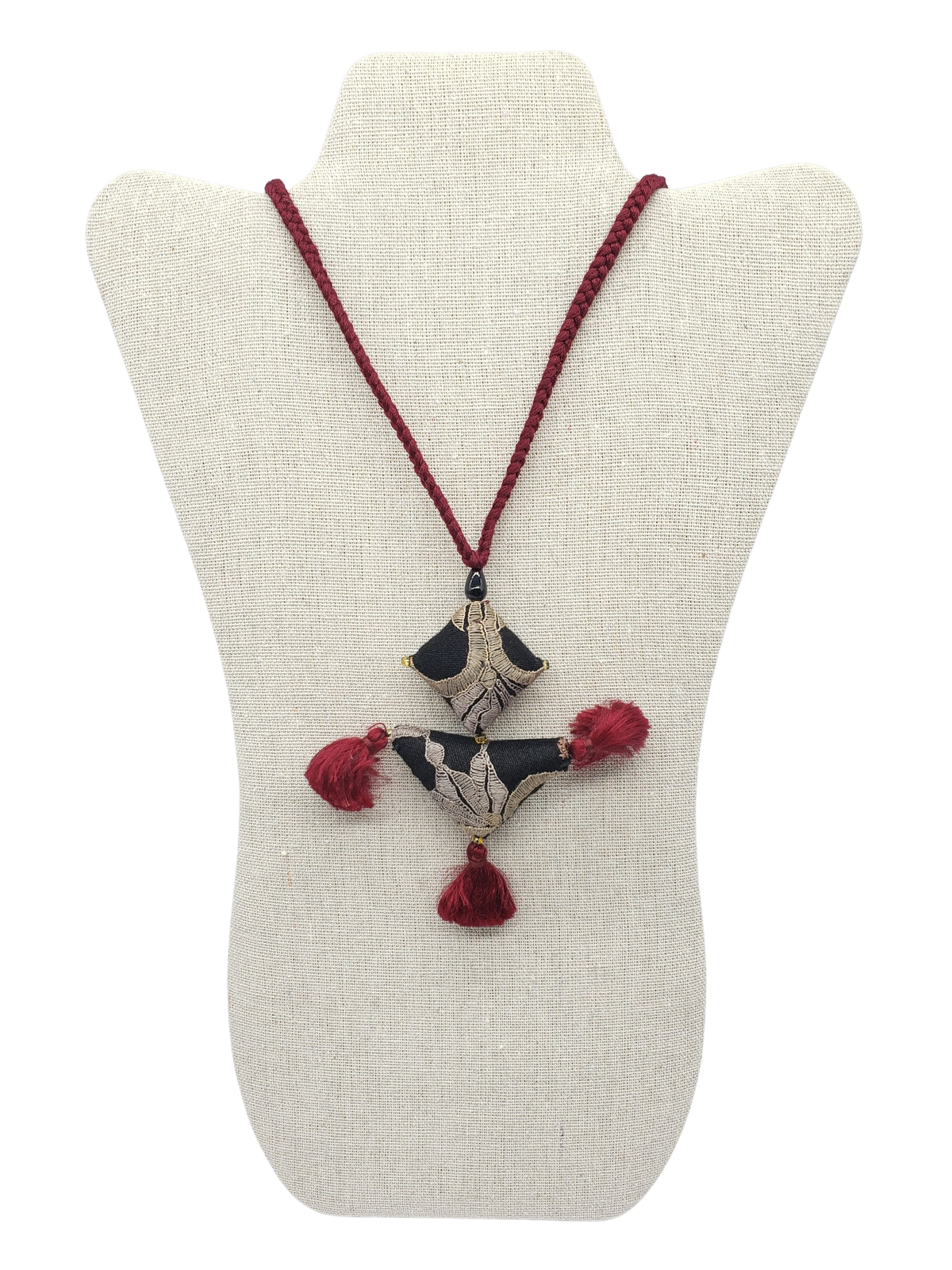 Collar tribal hecho a mano 8