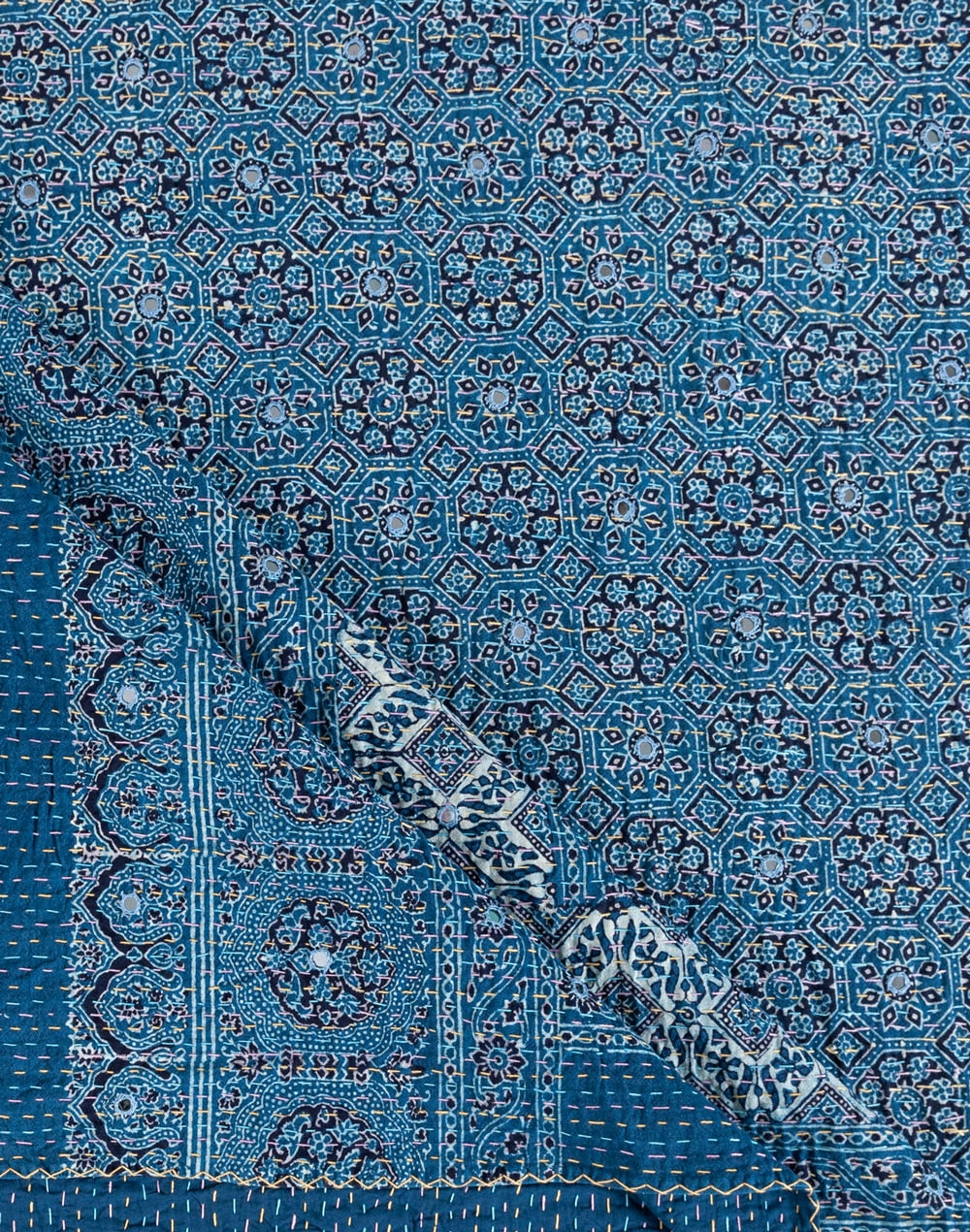 Colcha estampado tradicional. Ajrak