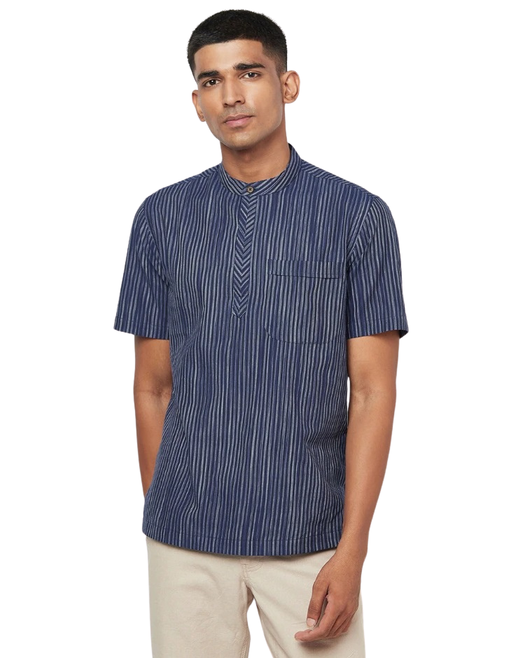 Kurt para hombre. Estampada azul a rayas. Manga corta