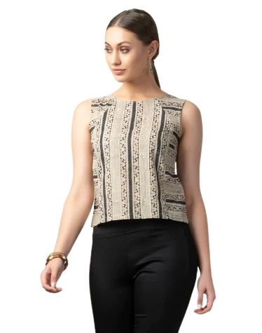 Blusa sin mangas. Neutra