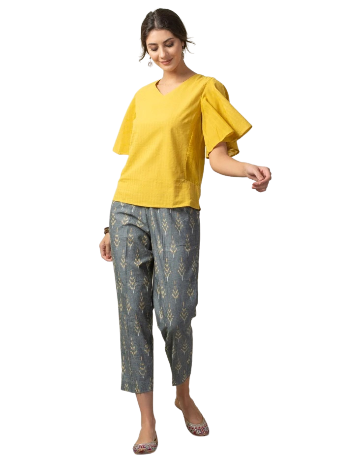 Blus con manga de campana. Mostaza