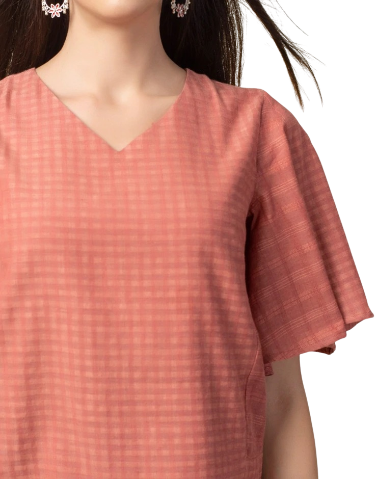 Blusa con manga de campana. Coral