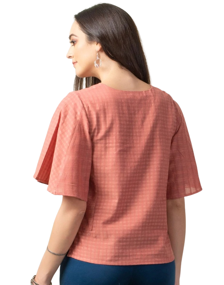 Blusa con manga de campana. Coral