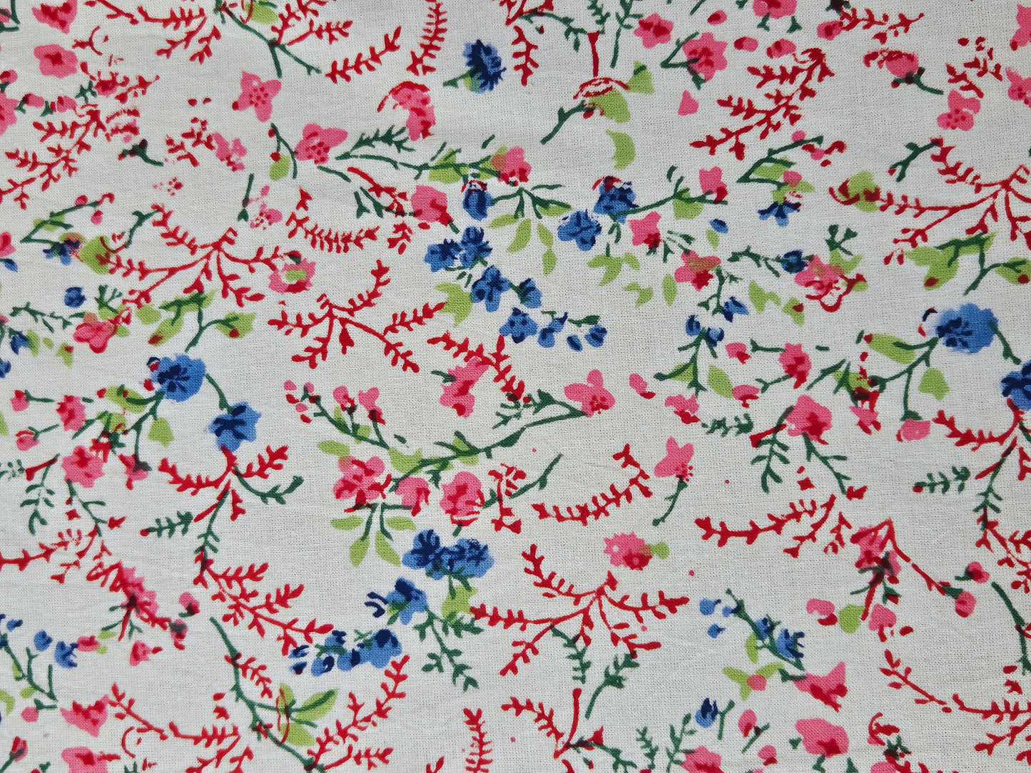 Mantel cuadrado 100% algodón estampado a mano. Bikaner flower