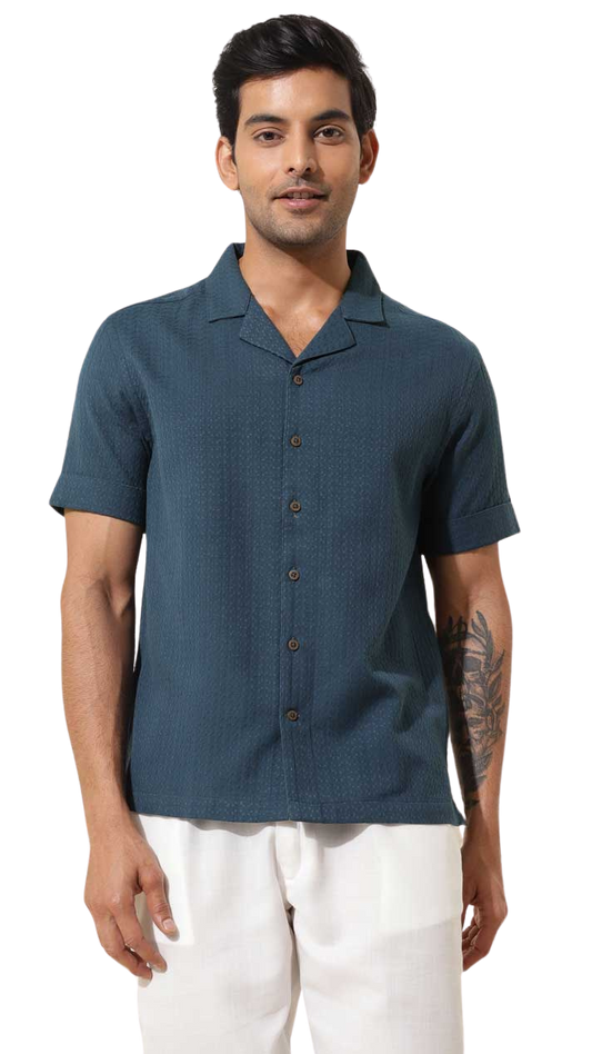 Camisa para hombre con textura. Azul marino