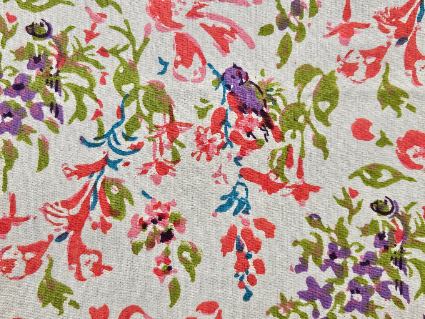 Mantel rectangular 100% algodón estampado a mano. Rosa y morado B