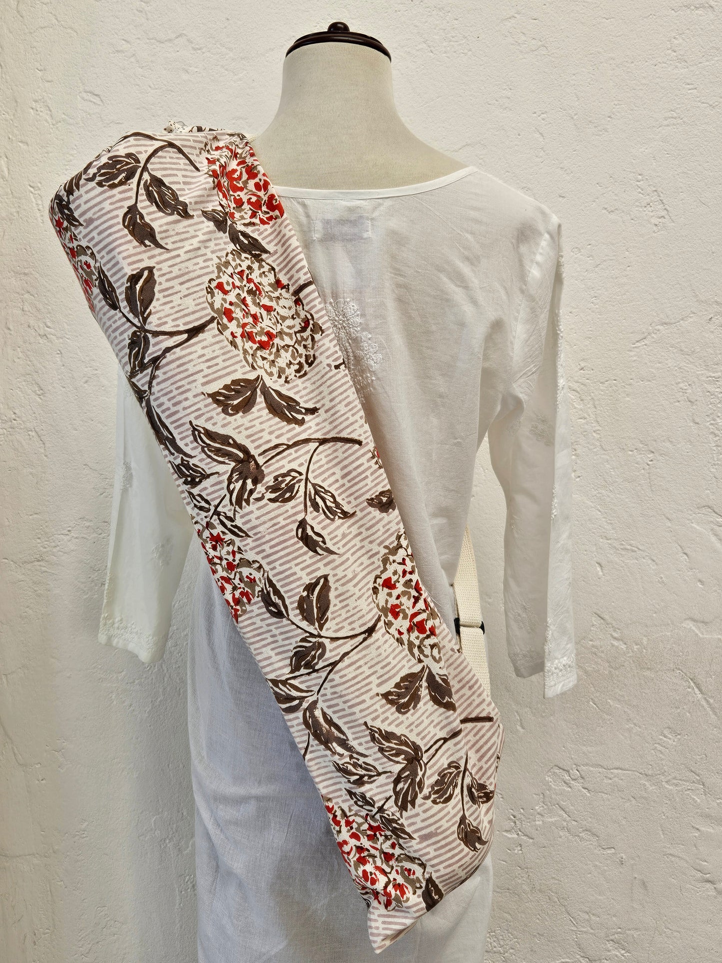 Funda para tapete de yoga. Estampado a mano