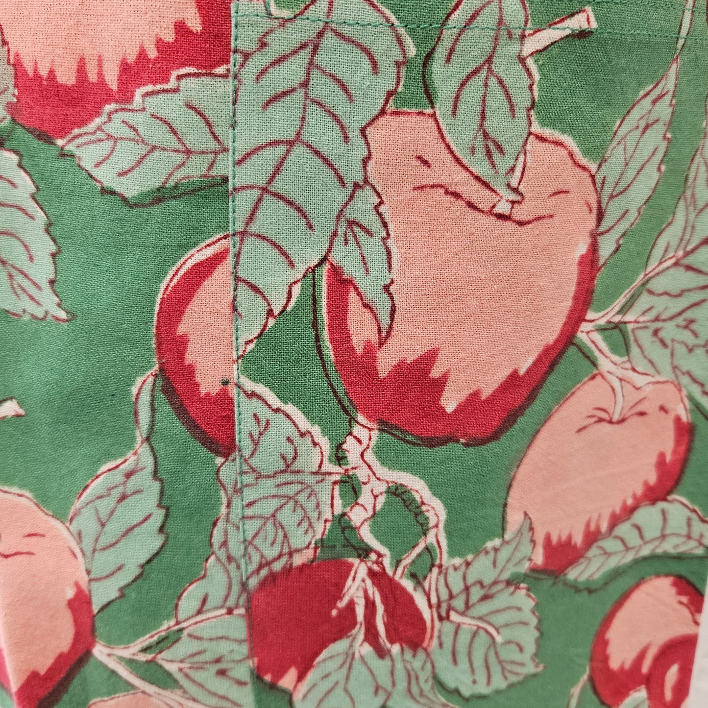 Delantal estampado a mano Manzanas