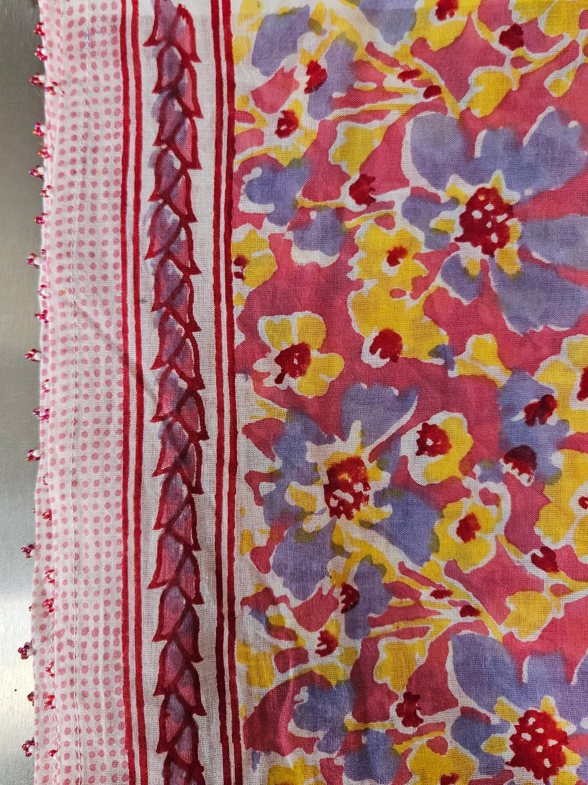 Pareo de algodón estampado a mano. Gulzar