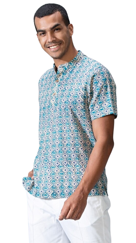 Kurta para hombre. Estampada azul claro. Manga corta