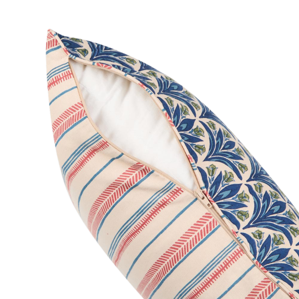 Funda de cojín de algodón estampada. Gulzar Pankh azul 40x40