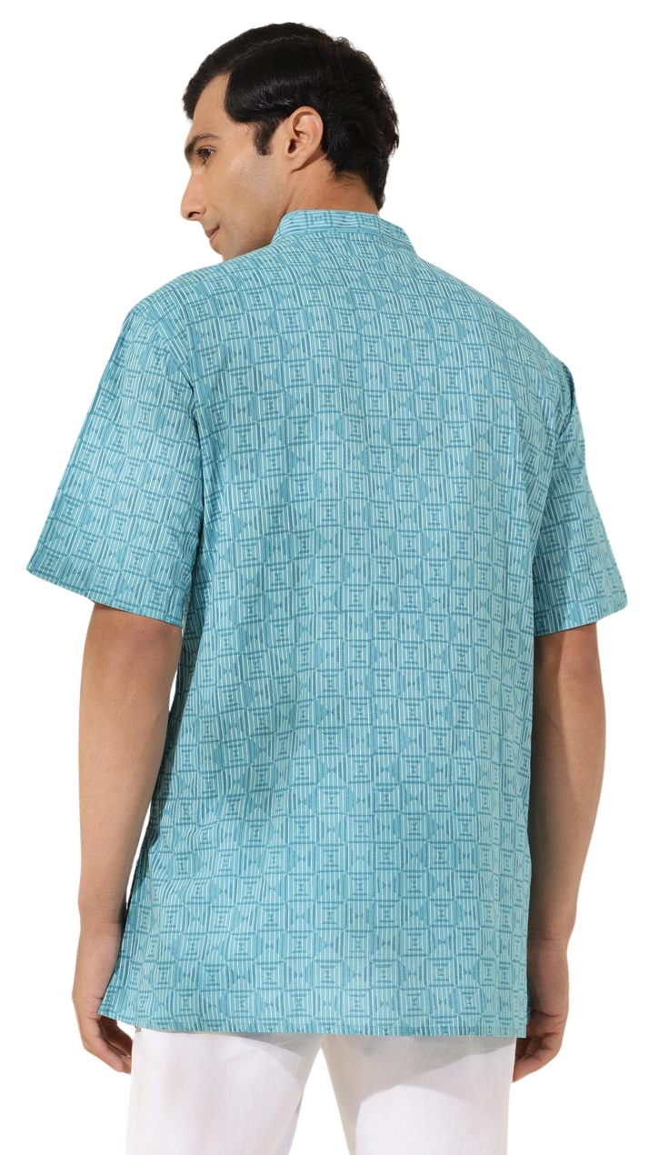 Kurta para hombre. Estampada azul verdoso. Manga corta