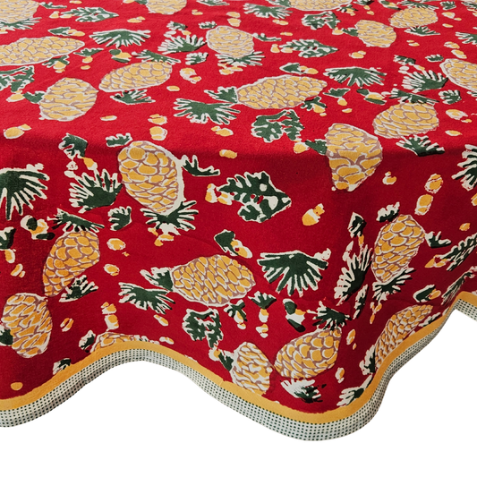 Mantel redondo 100% algodón estampado a mano. Piñas en rojo