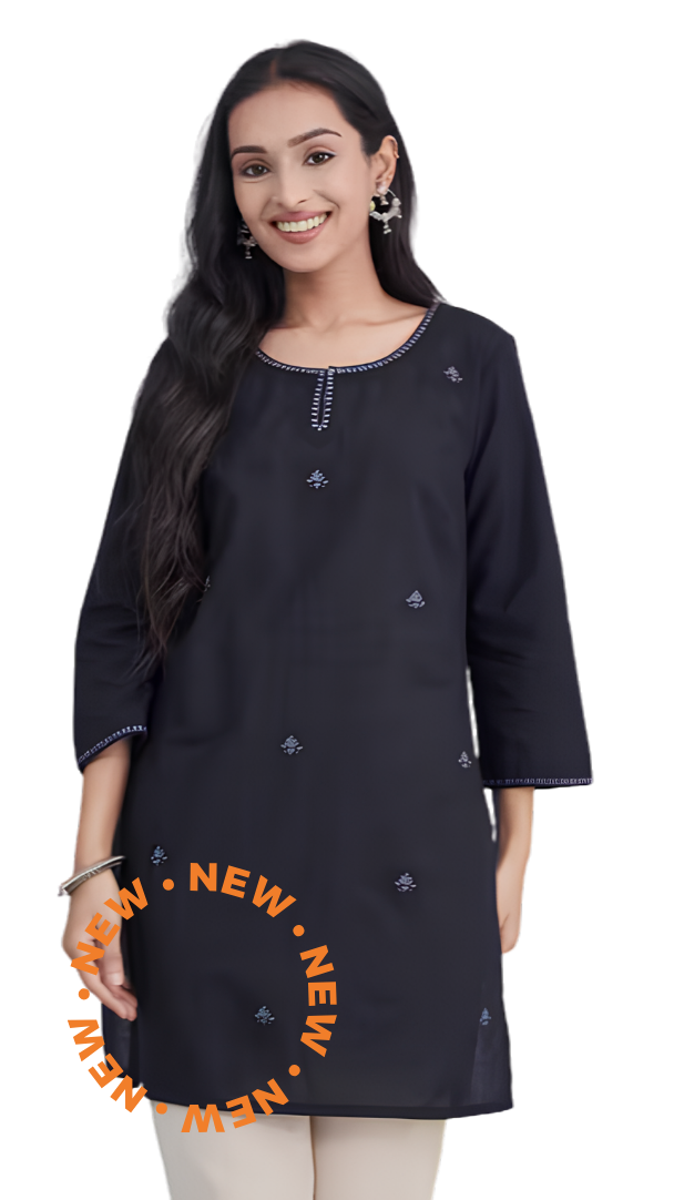 Kurta corta. Bordada. Slim Fit Negra. Nueva