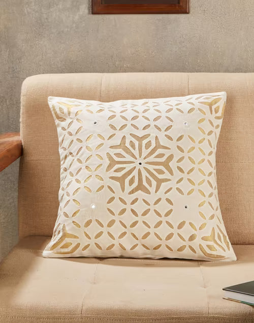 Funda de cojín de algodón calado. Dorado Aaiz 40x40