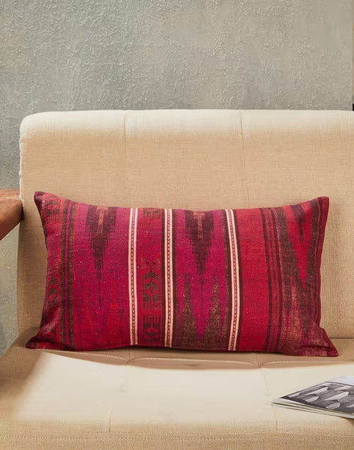 Funda de cojín de algodón estampada. Amani fuschia 30x50
