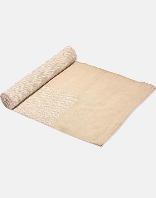 Colcha tejida en telar. Azig beige
