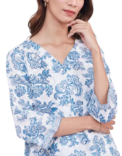 Blusa estampada. Manga 3/4. Azul. Nueva