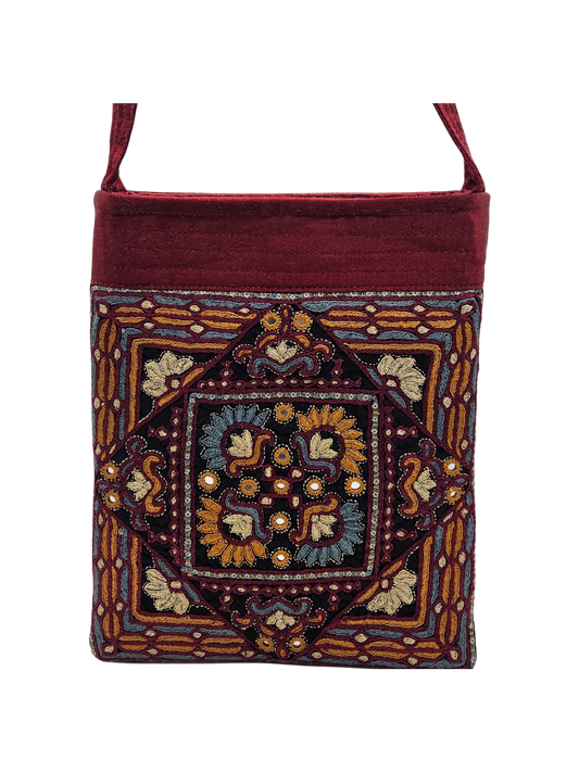 Bolso de mano bordado Abstract Kutch Rojo