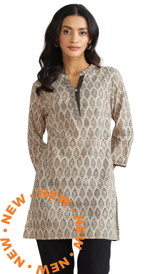 Kurta corta estampada. Beige y negro PREVENTA